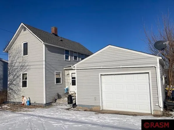 906 1/2 S German St, New Ulm, MN 56073