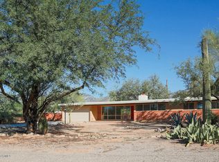 8821 E Hawk Pl, Tucson, AZ 85749