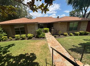 7338 Walling Ln, Dallas, TX 75231
