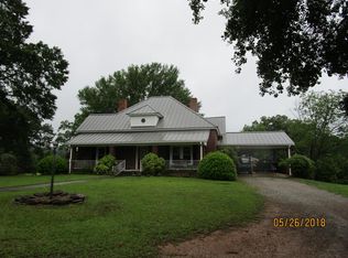 543 Murdock Rd, Due West, SC 29639