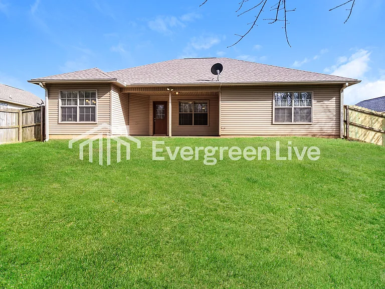 13913 Magnolia Glen Dr — Photo 14