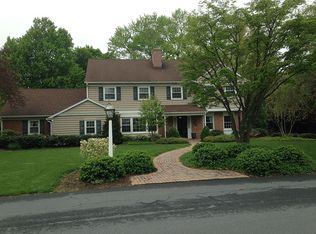 18 Becker Dr, Lititz, PA 17543