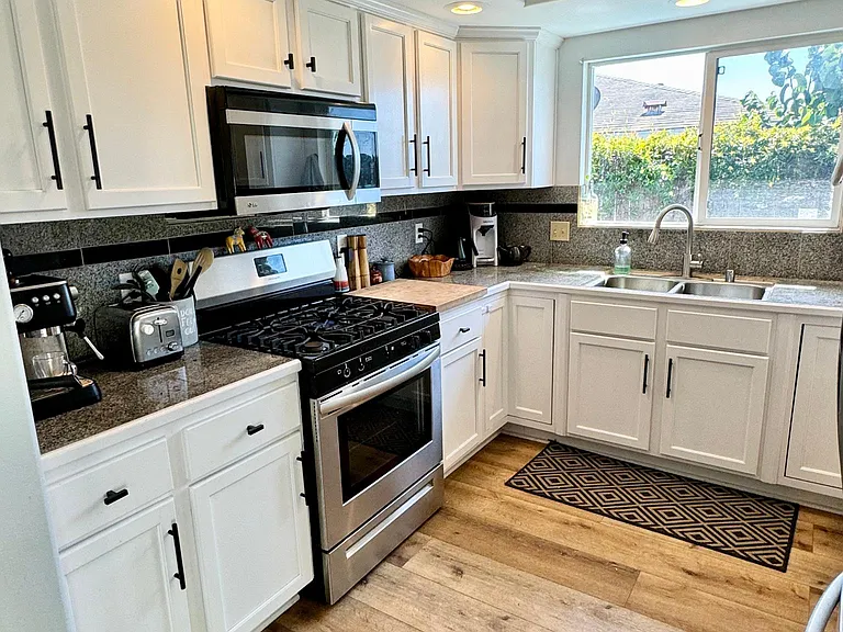 135 Edgewood Dr — Photo 8