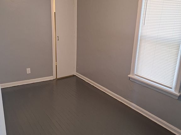 5th image of 3282 W 48th St