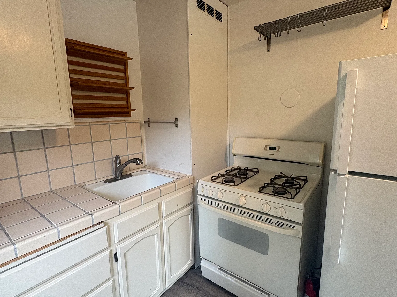 1 bed, 550 sqft, $2,550 — Photo 2