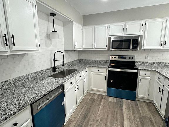 2nd image of 4719 Walden Pond Dr APT A