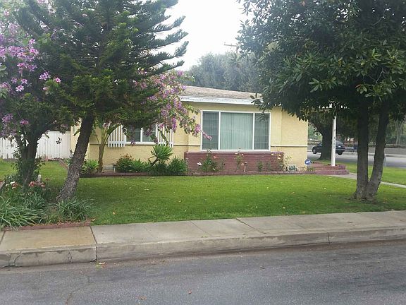2nd image of 3105 Mary Ann Ln