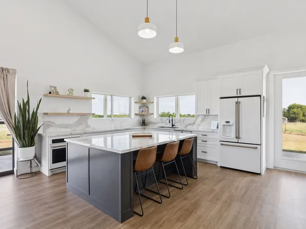 2436 Fm 1566 W, Celeste, TX 75423