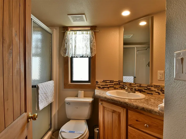 12570 FM 1155 E — Photo 7