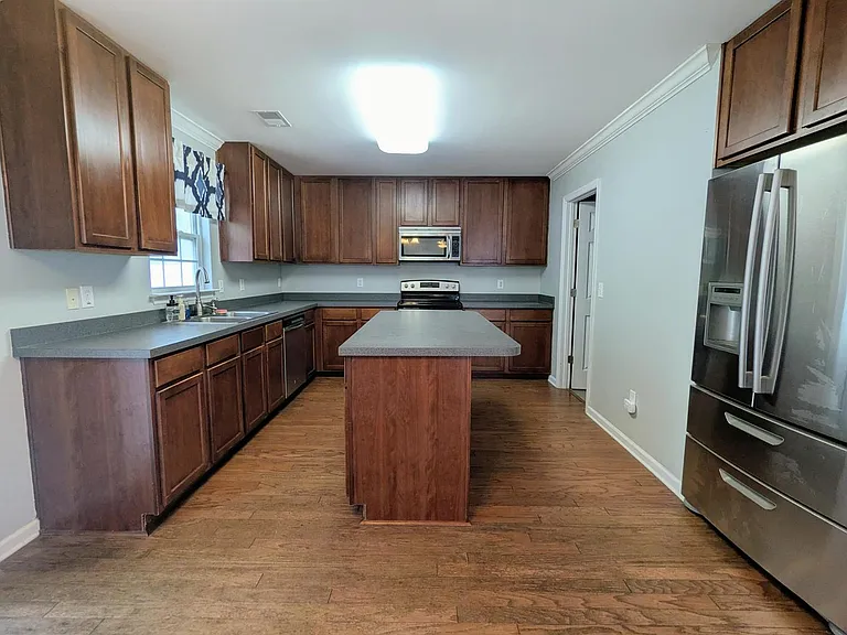 127 Towering Pine Dr — Photo 7