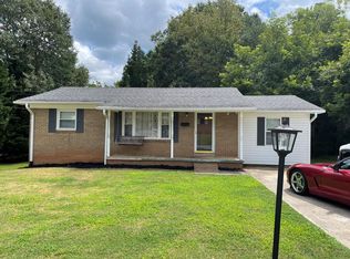 201 W Clairborne St, Blacksburg, SC 29702