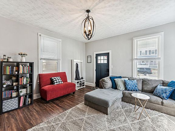 5th image of 4110 Ivanhoe Ave