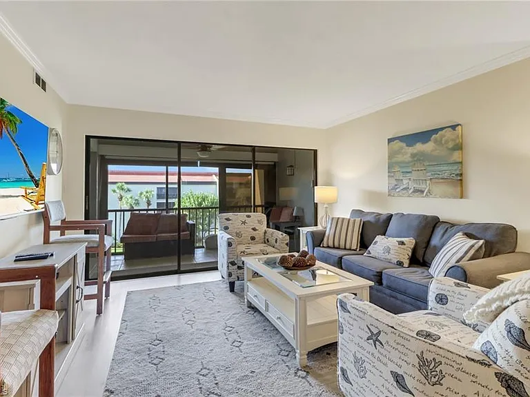 4396 Bowsprit Ct #4B — Photo 10