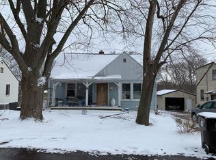232 S Highland St, Creve Coeur, IL