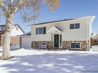 6901 Manhattan Ln, Cheyenne, WY 82009