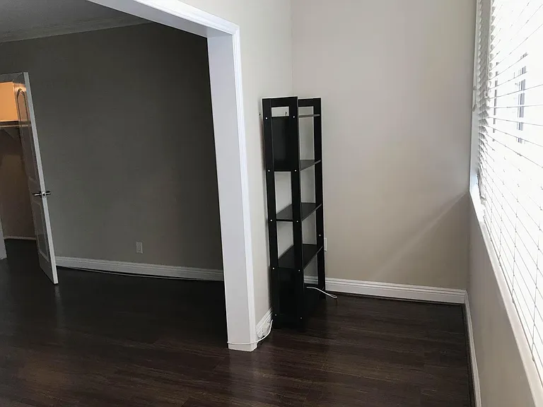 1126 N Central Ave #202 — Photo 24