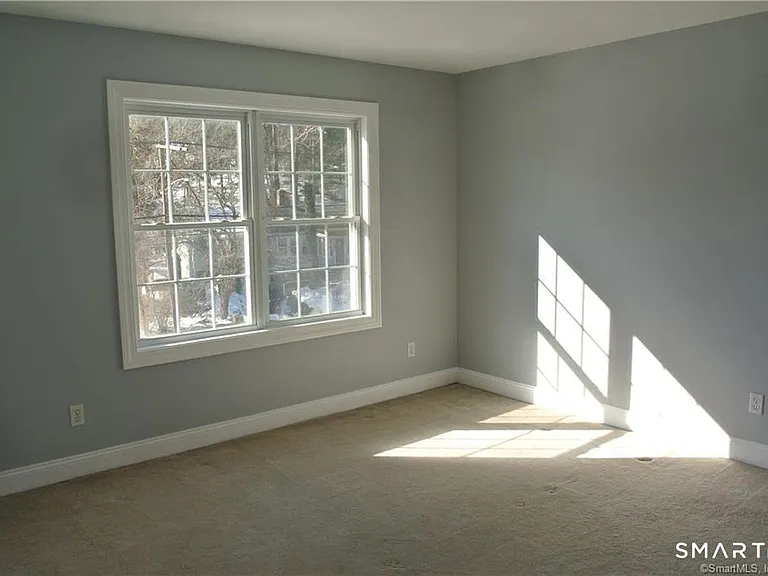 1260 Cutspring Rd #1260 — Photo 17