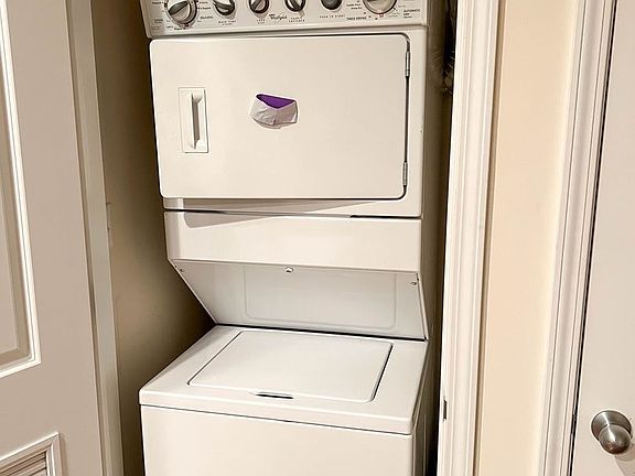 5th image of 4653.1 N Wolcott Ave #1