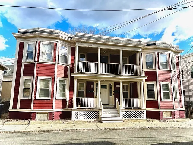 1 Ropes St #4L — Photo 16