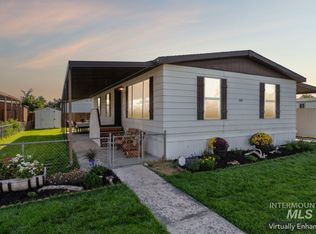 2300 N Iris Ln, Boise, ID 83704