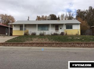 183 La Paloma Dr, Rawlins, WY 82301