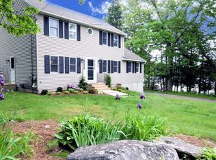 126 Rochdale St, Auburn, MA 01501