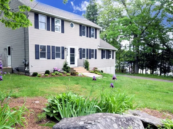 126 Rochdale St, Auburn, MA 01501