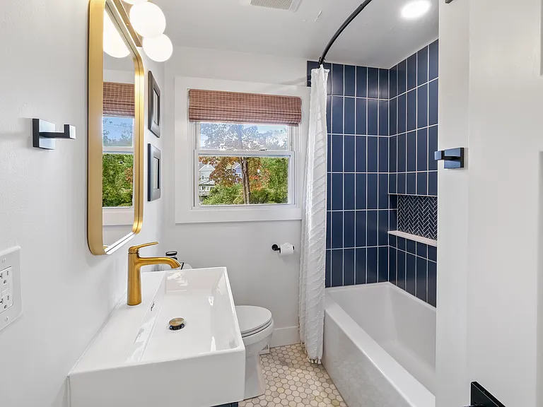 226 Sunset Ave — Photo 23