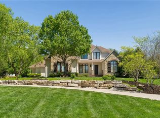 13917 Mastin St, Overland Park, KS 66221