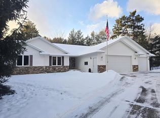 4565 River Dr, Plover, WI 54467