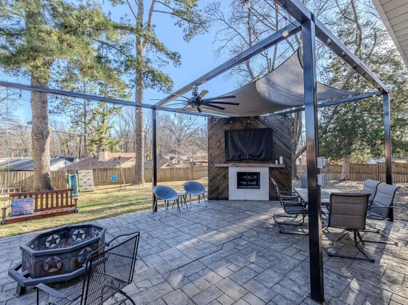 5361 Longwood Dr, Bartlett, TN 38134