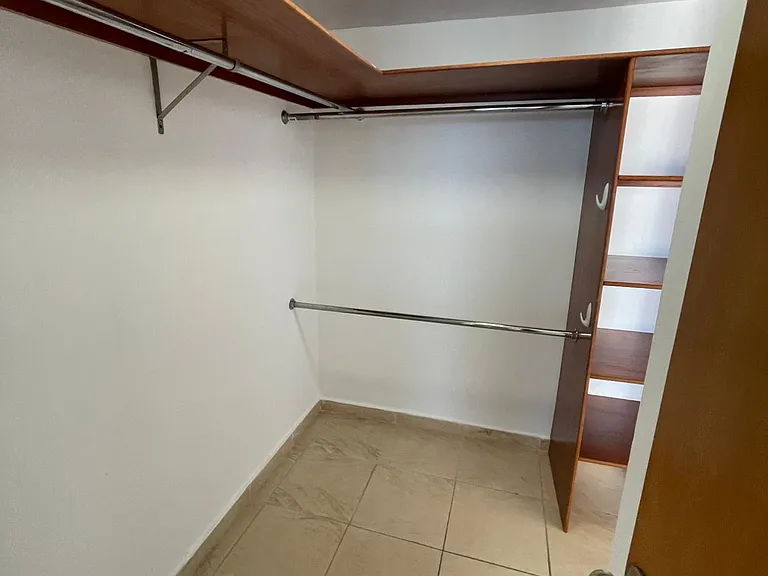 2305 Laurel #1014 — Photo 13