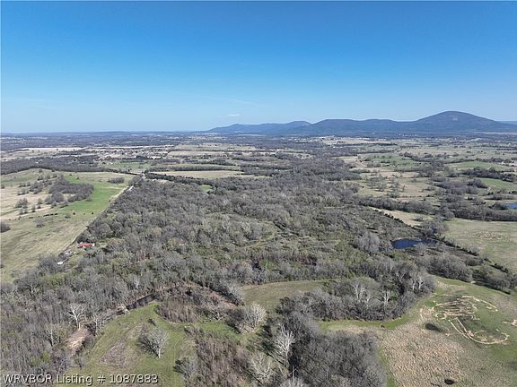 5th image of 17500 Meadow View Rd