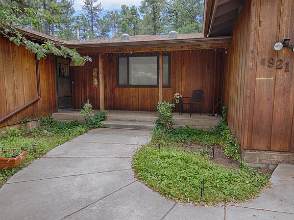 4th image of 921 E Malapai Dr