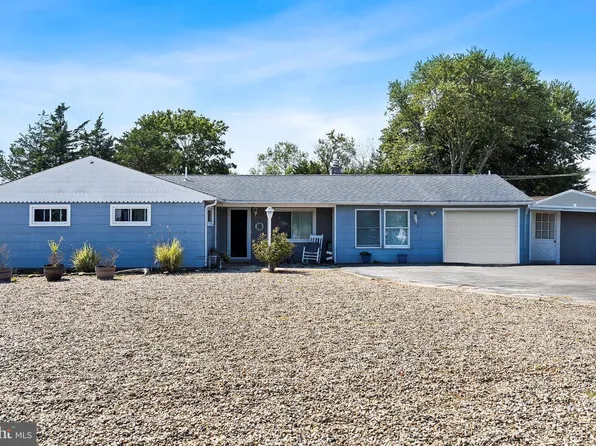 14 Hawkins Way, Waretown, NJ 08758