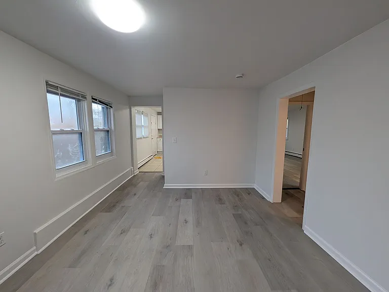822 Prospect Ave — Photo 37