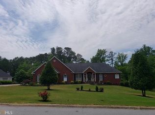 12146 Edgewater Dr, Hampton, GA 30228