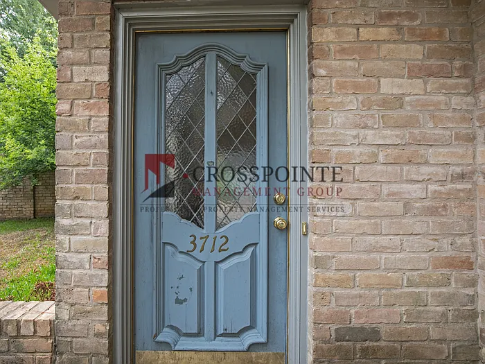 3712 Colony Park Dr — Photo 2