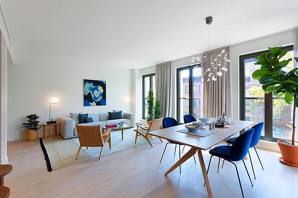 Sold by Nest Seekers International | media 22