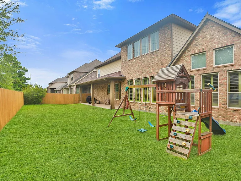 18900 N Bee Cave Springs Cir — Photo 39