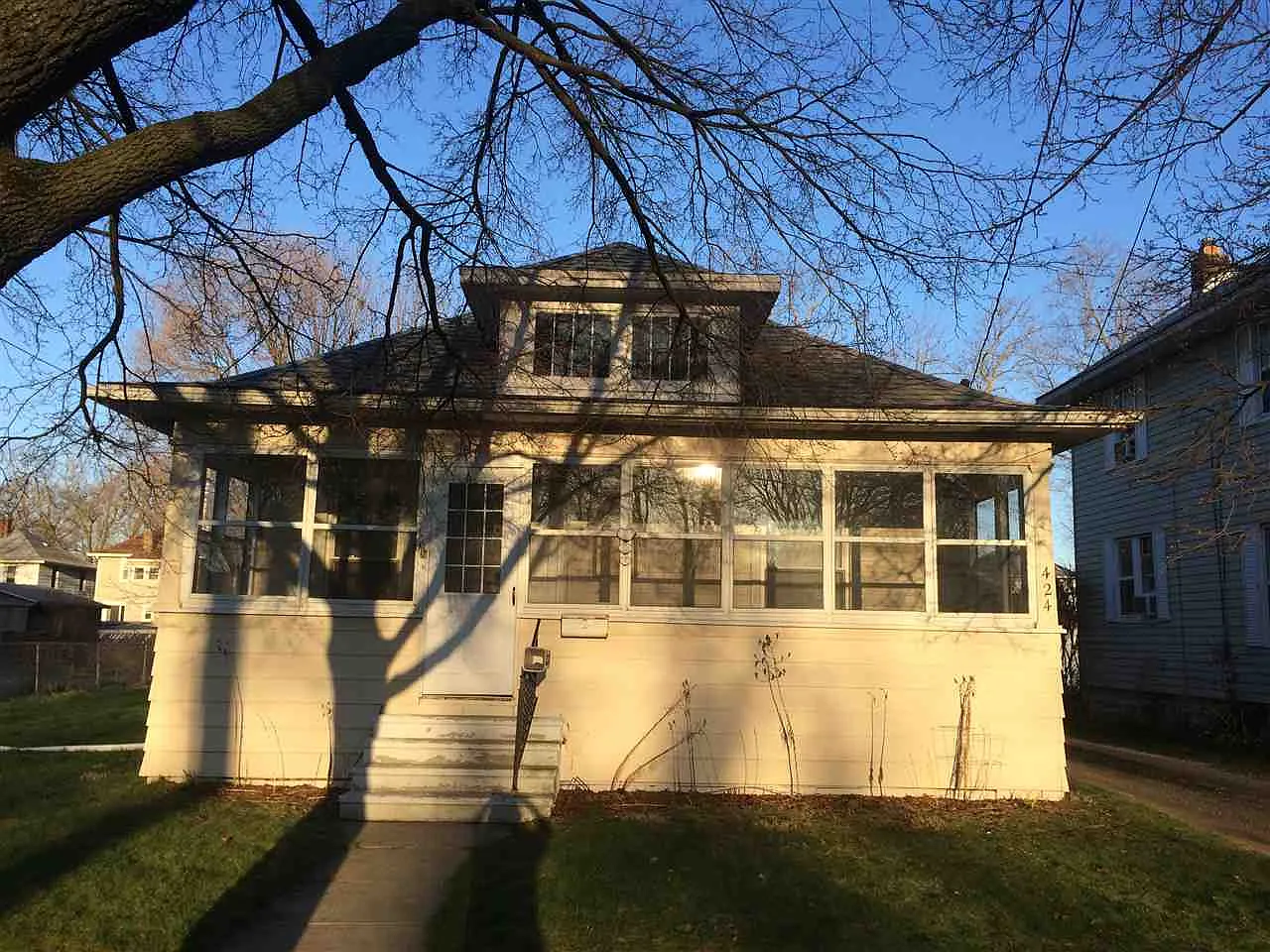 424 Bates St photo 1