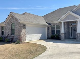 9325 Crescent Lodge Cir, Pike Road, AL 36064