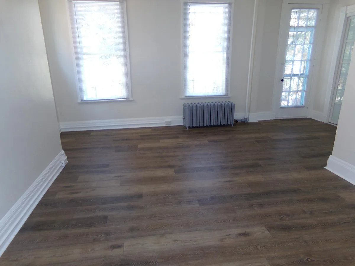 Building Photo - 1047 N Pearl St #3