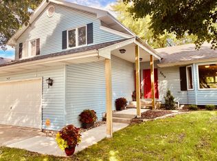 2513 Southwood Dr, Champaign, IL