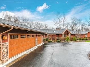 500 Solon Rd, Chagrin Falls, OH 44022