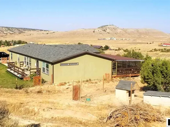 371 Bonneville St, Thermopolis, WY 82443