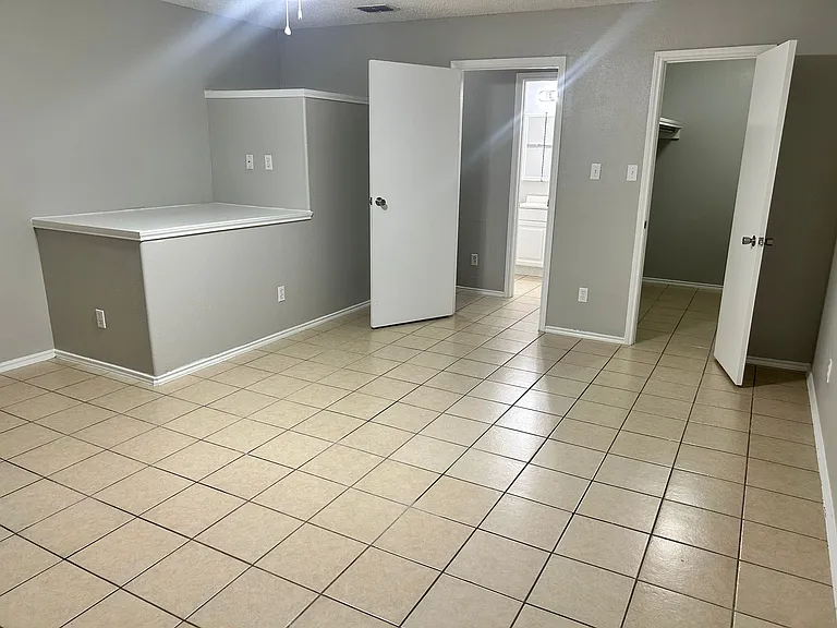 2302 W Elisa Ln #7 — Photo 9