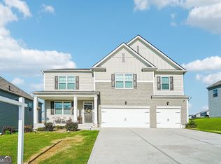 4240 Oakhurst Dr, Fairburn, GA 30213