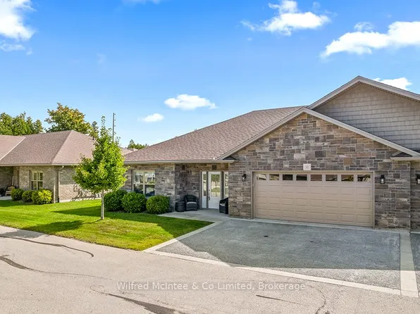 246 Grey St S #32, Saugeen Shores, ON N0H 2L0