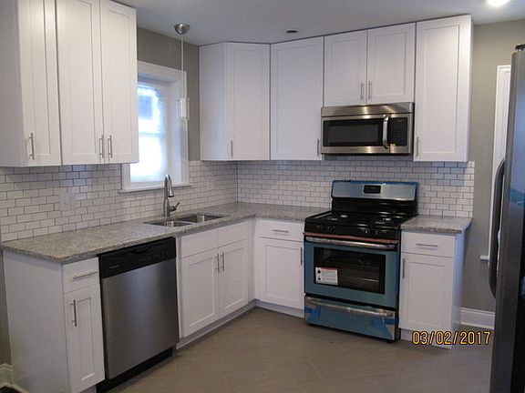 4th image of 9620 S Woodlawn Ave